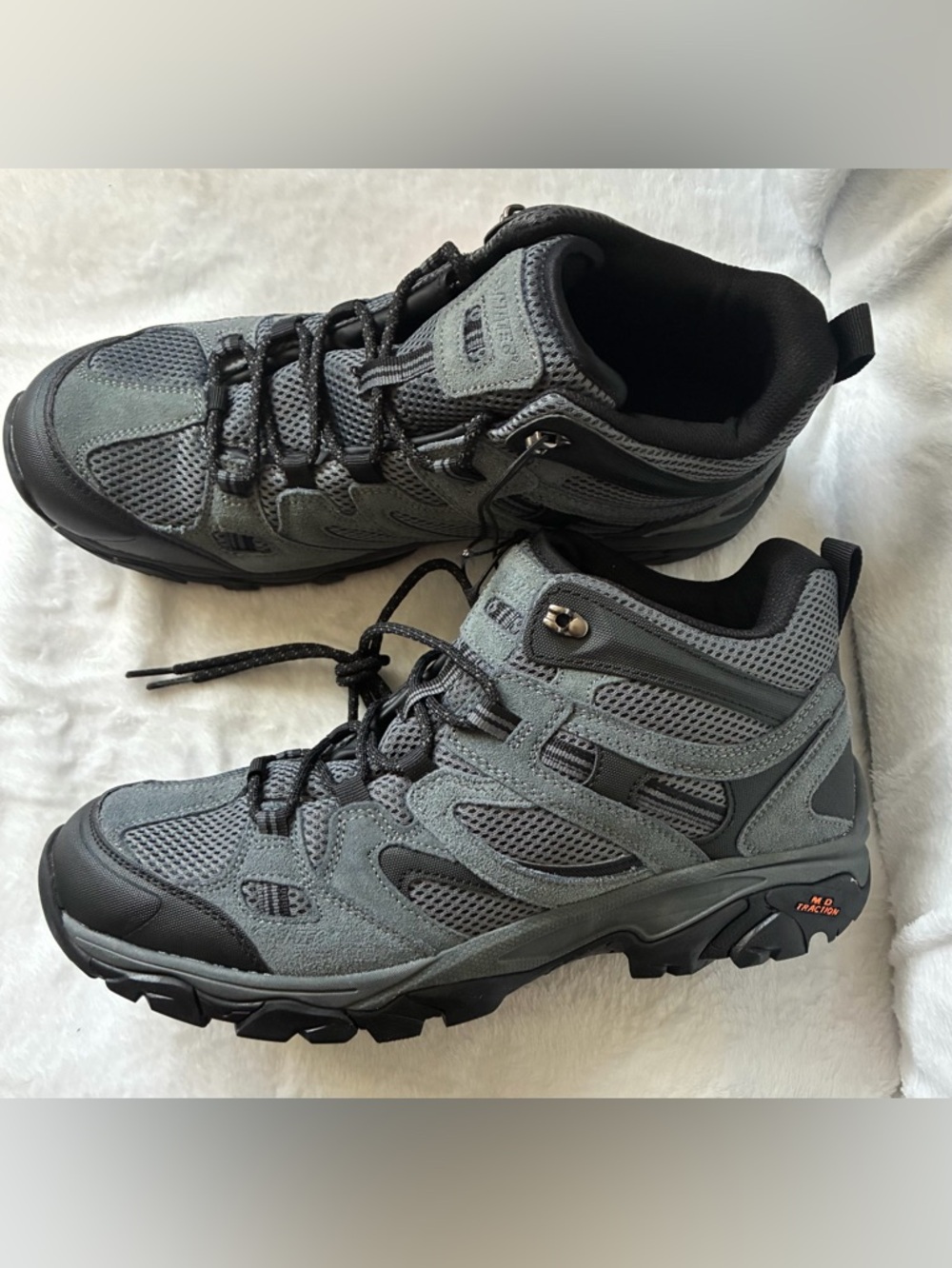 Hi-Tec Men's HT Ravus Mid Lace Up Hiking Boots - Size 13 - Picture 2 of 5